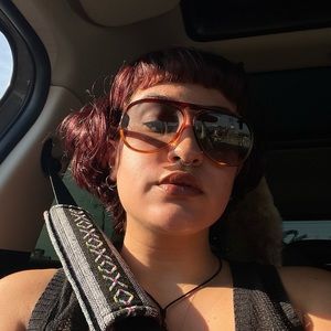 Meet your Posher, Bella